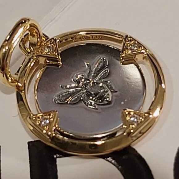 Authentic PANDORA SS and 14k plated Two-tone Bee Medallion Charm 763417C01 - Picture 9 of 13